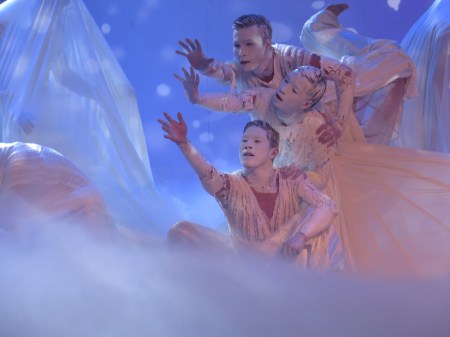 Even the dancers were in awe of the swimsuits!