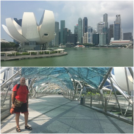 15 There are outstanding views of the distinctive ArtScience Museum from the Helix Bridge.
